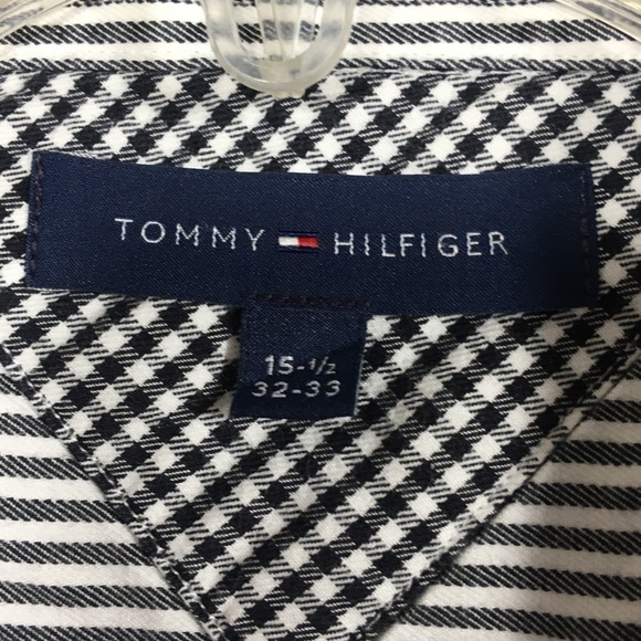 Tommy Hilfiger Classic Fit Button Down Shirt Plaid - Picture 6 of 11